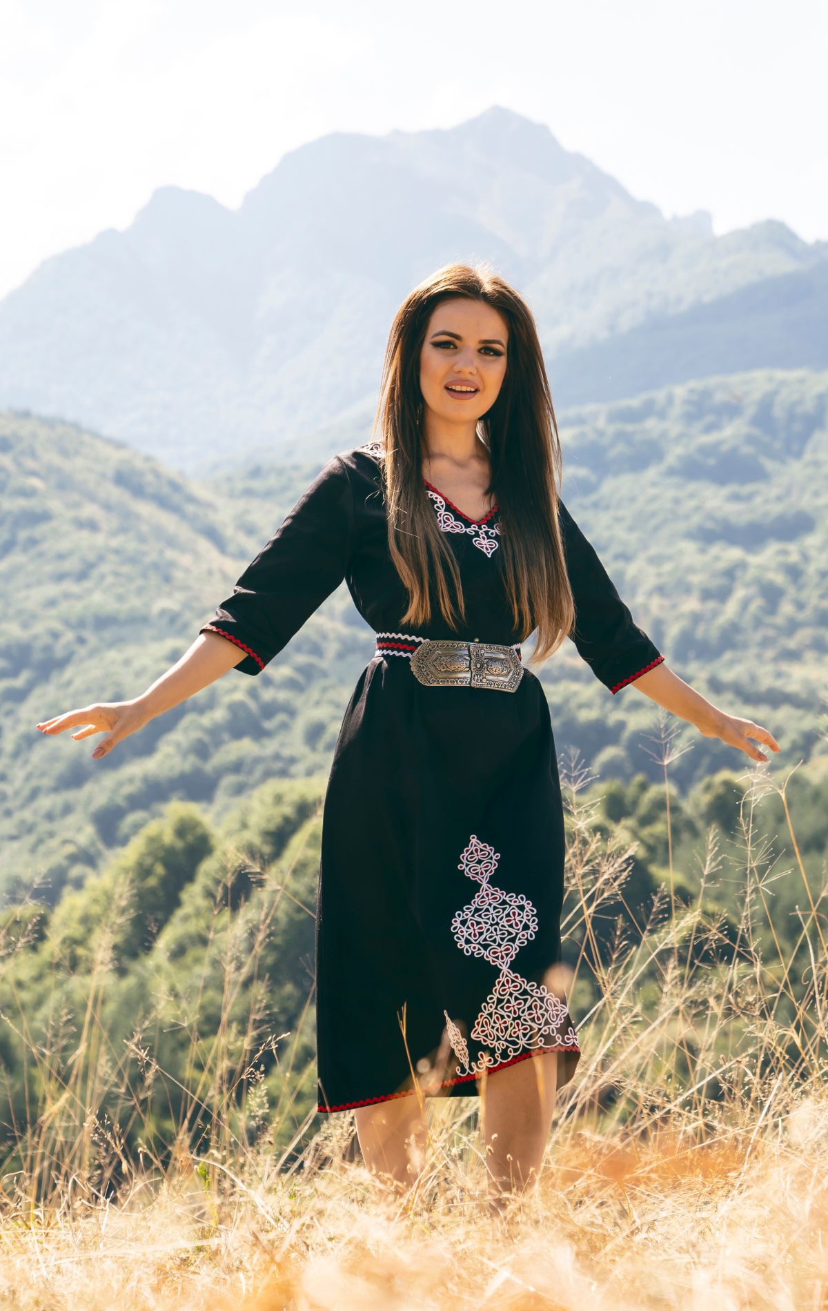 Студио Балтаджиев - Невена Цонева